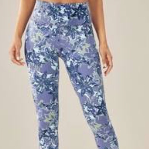 Fabletics Pants - Fabletics High Waisted 7/8 Printed Powerflex Pant